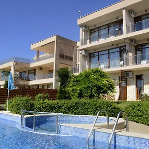 Brigantina Hotel