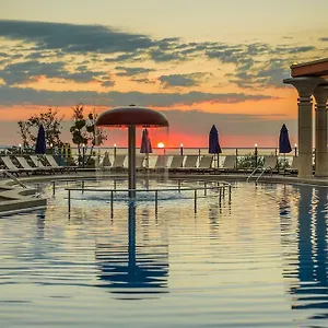 Astera Hotel&spa - Ultra Hotel