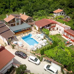 Hotel Poseidon, Sables d'or